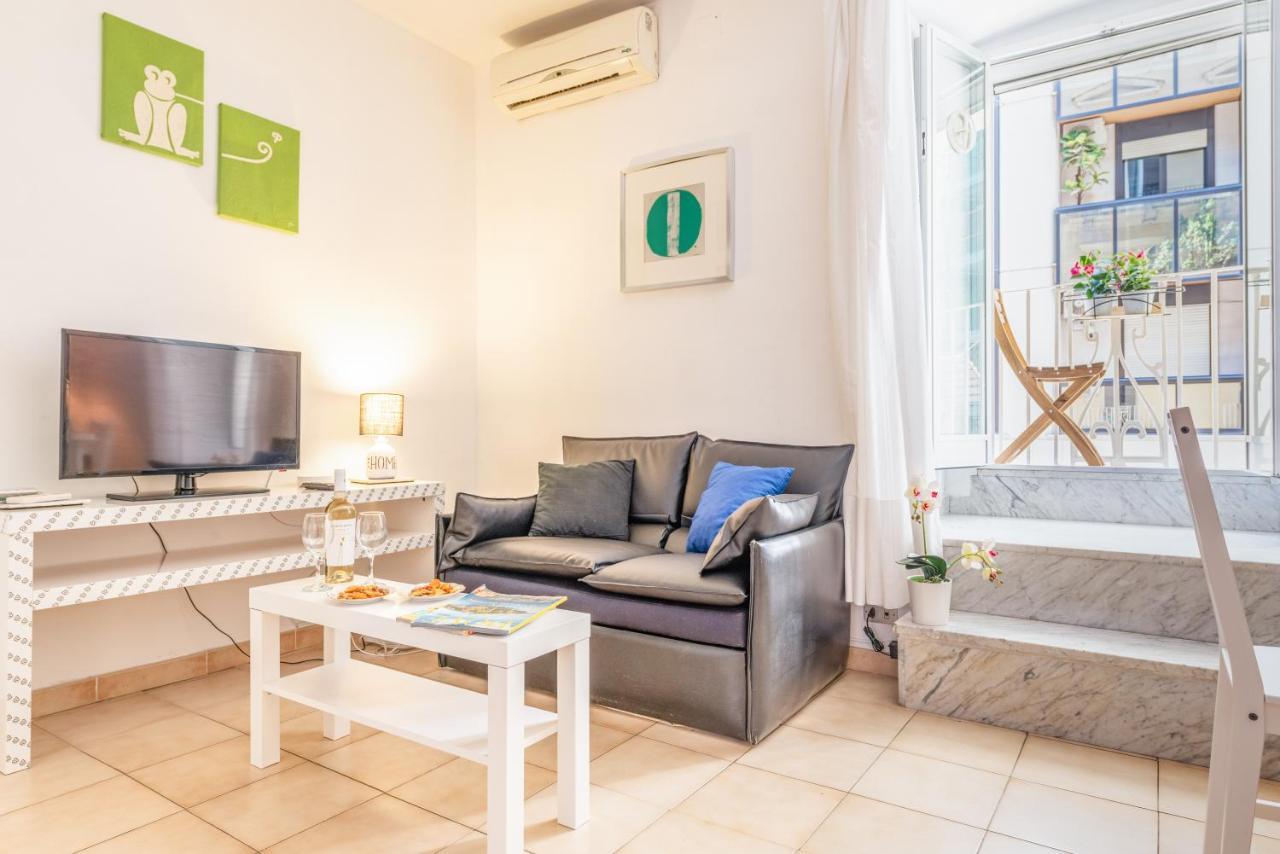Stazione Centrale & Universita Lovely Apartment Бари Экстерьер фото