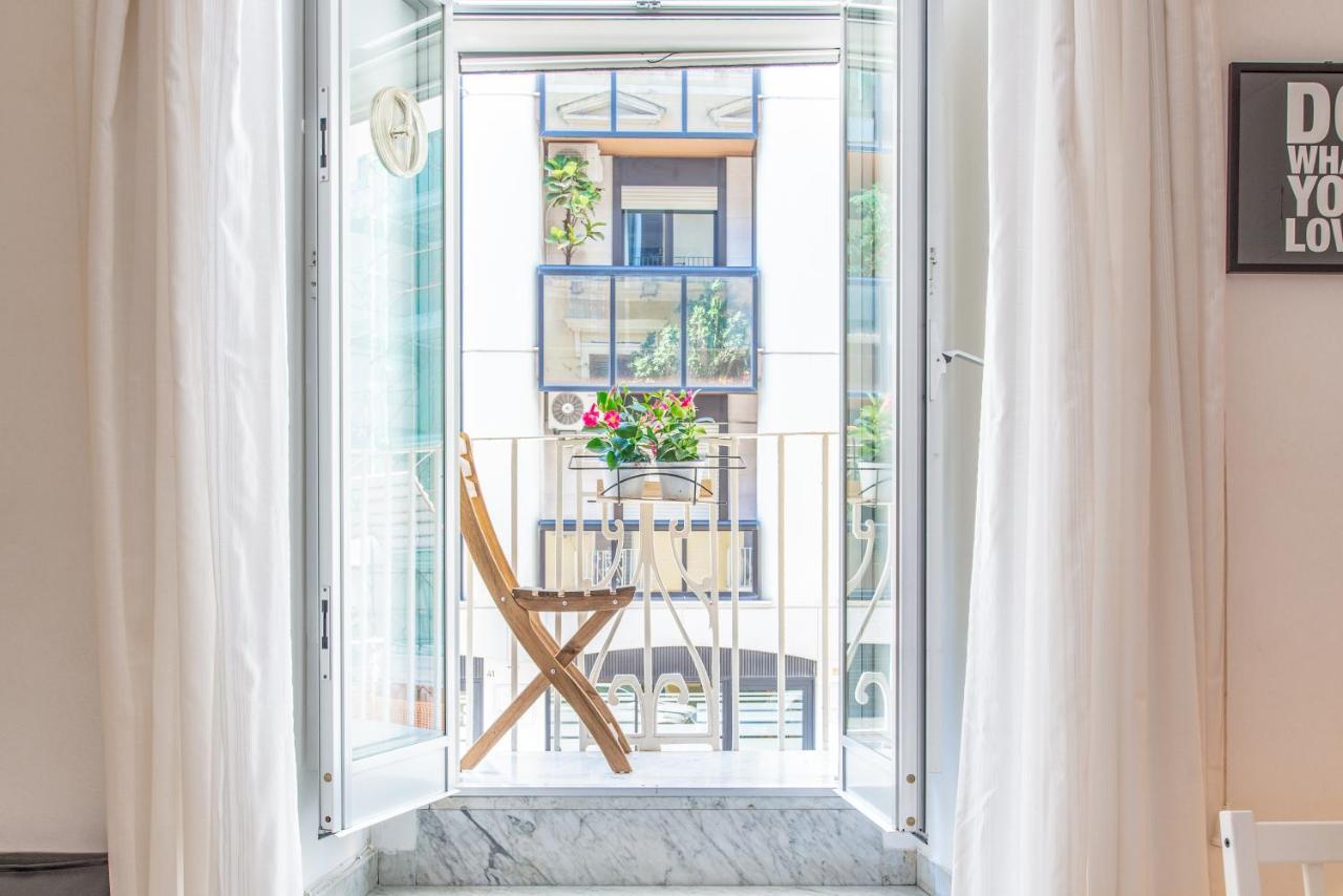 Stazione Centrale & Universita Lovely Apartment Бари Экстерьер фото